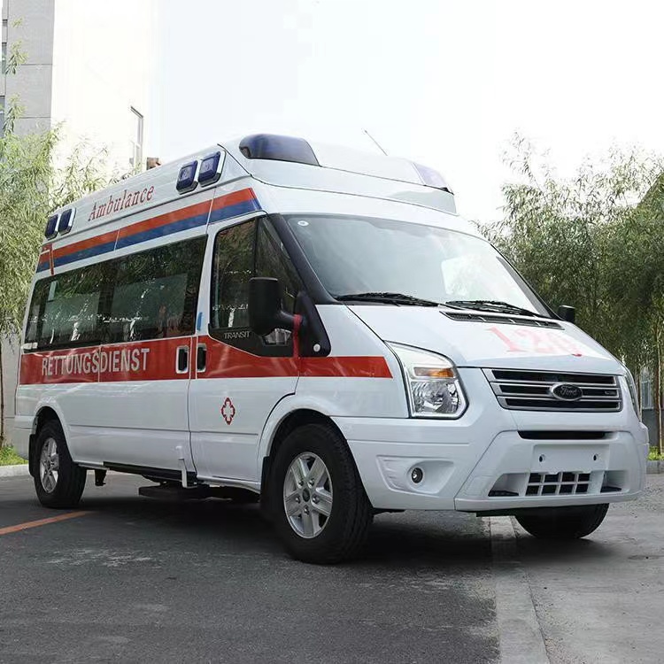 新洲行动不便者长途救护车租赁：安全转运的核心注意事项​